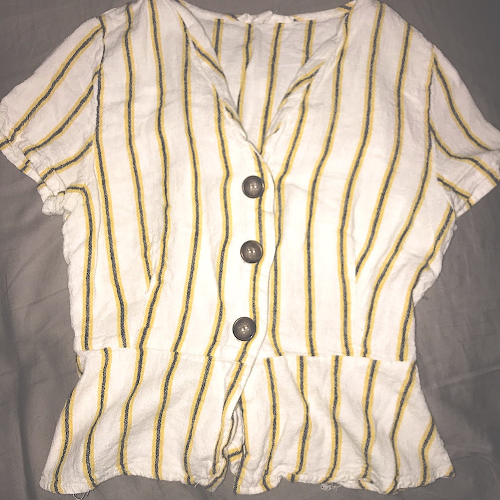 button up short sleeve shirt